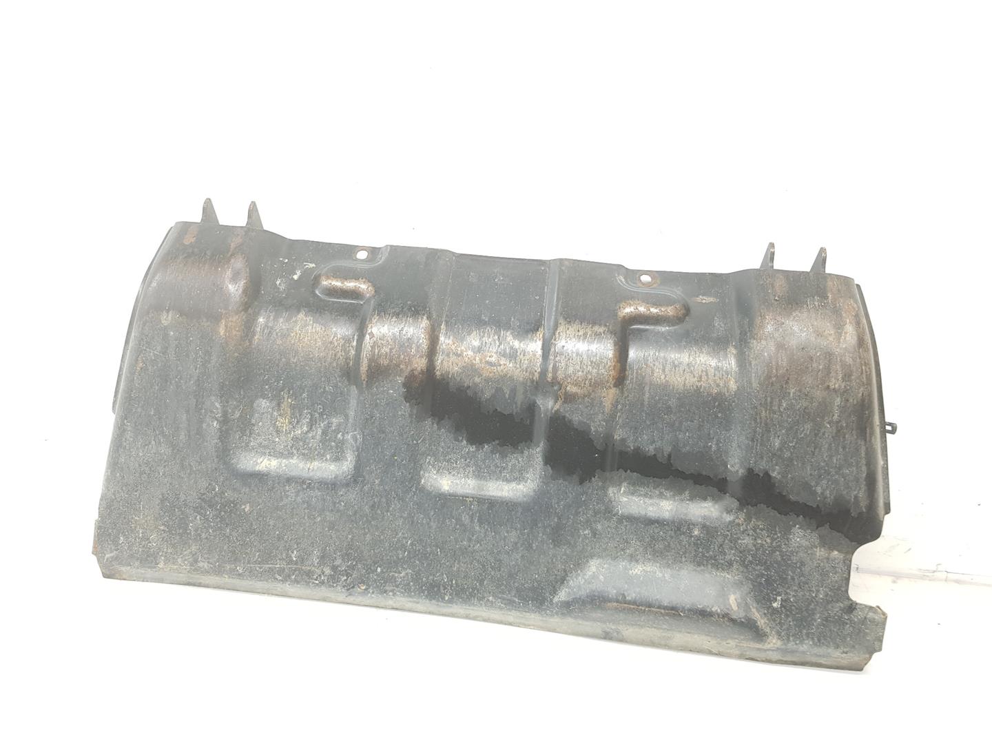 MITSUBISHI Colt 3 generation (1988-1992) Autre panneau d'infiltration MB304215, MB304215 24195525