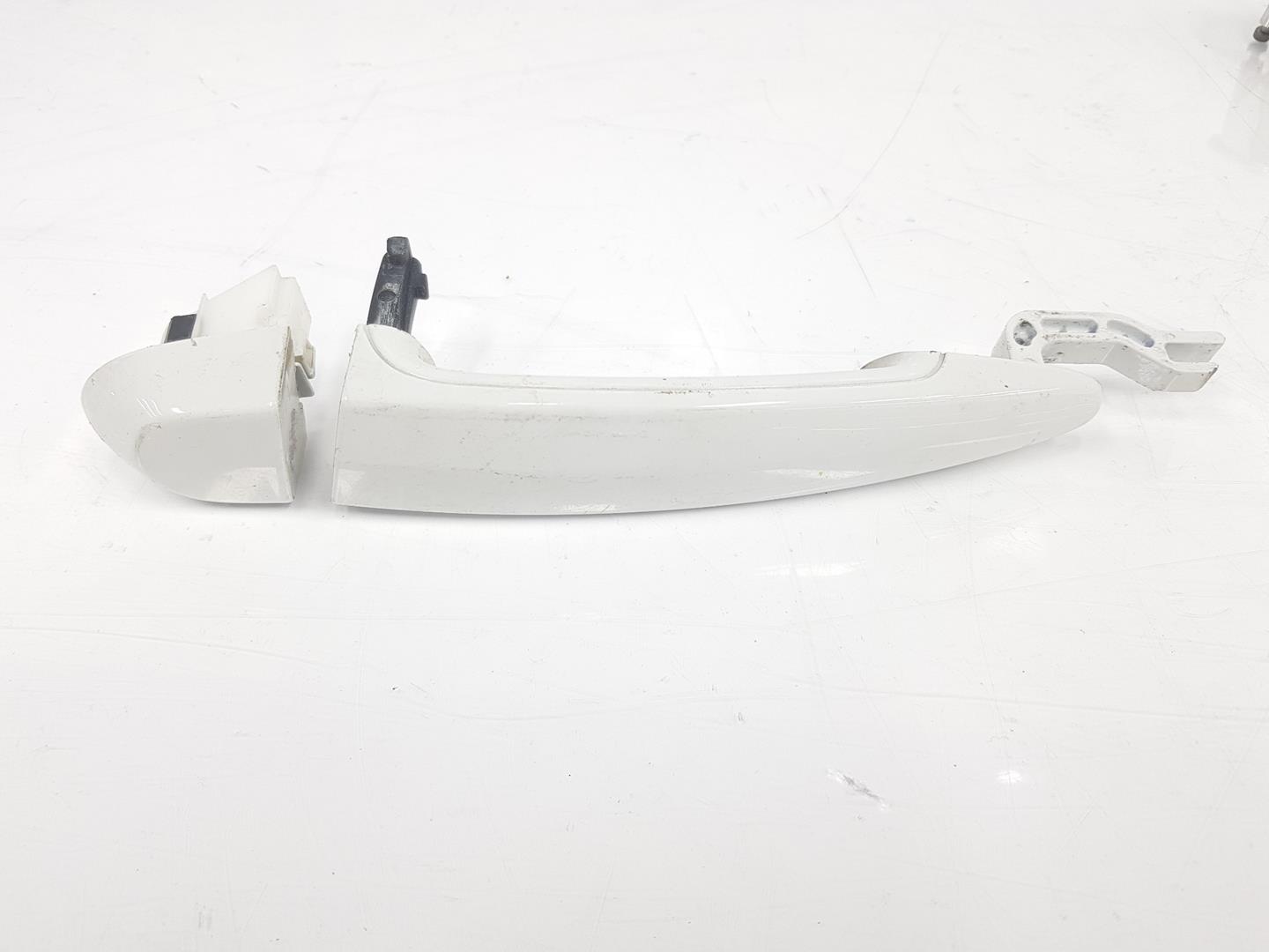 BMW 1 Series E81/E82/E87/E88 (2004-2013) Rear Left Door Exterior Handle 51217207551, 51217207551, COLORBLANCO300 19793548