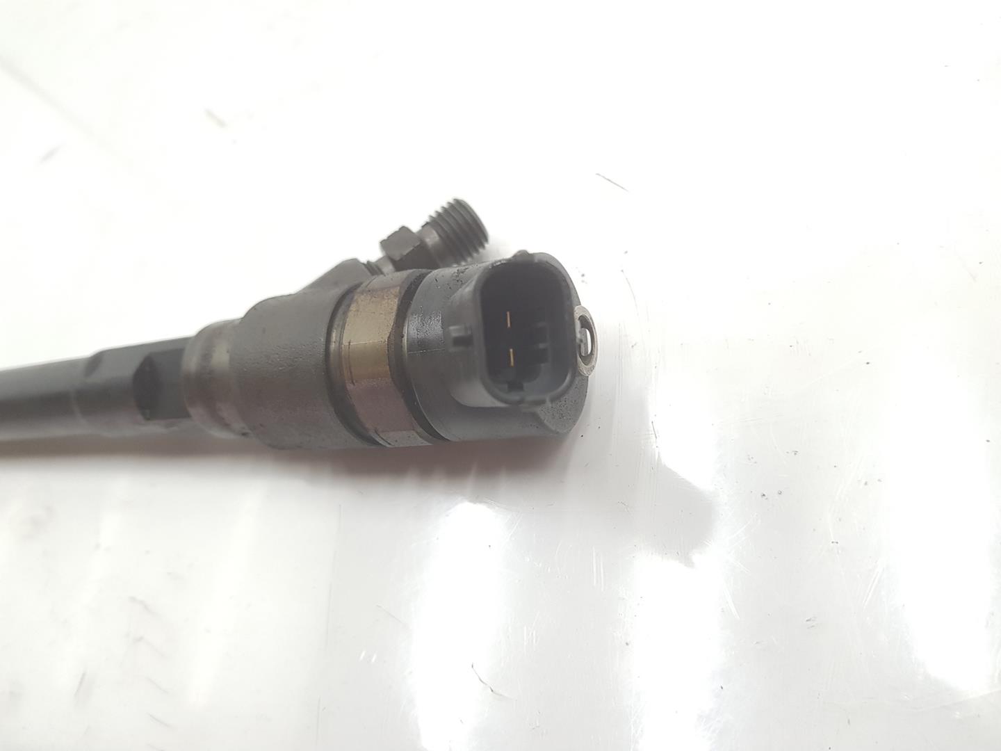 HYUNDAI Tucson 1 generation (2004-2010) Fuel Injector 3380027400, 3380027400 23753724