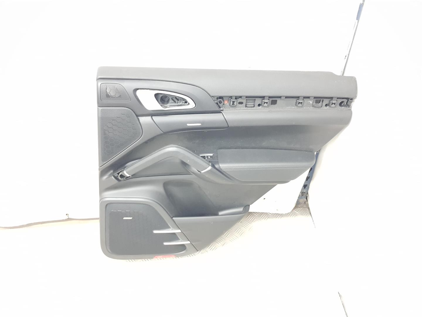 PORSCHE Cayenne 958 (2010-2018) Обшивка задней правой двери 7P5867012, 7P5867212 19810949