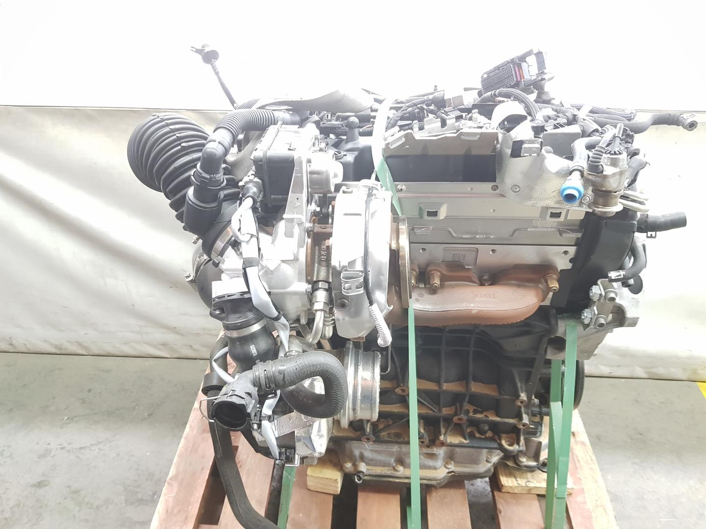 VOLKSWAGEN T-Roc 1 generation (2017-2024) Engine DTTC 24140812