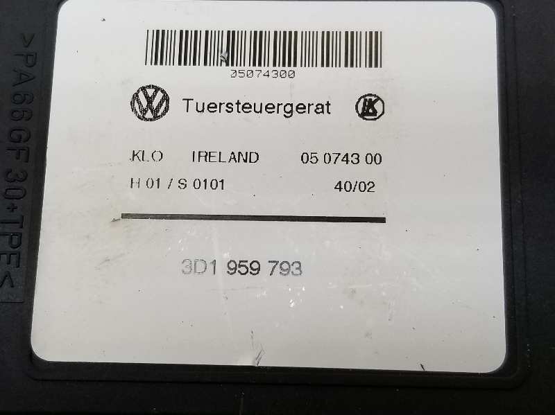 VOLKSWAGEN Touareg 1 generation (2002-2010) Front Left Door Window Regulator Motor 7L0959701, 7L0959701H 19719141