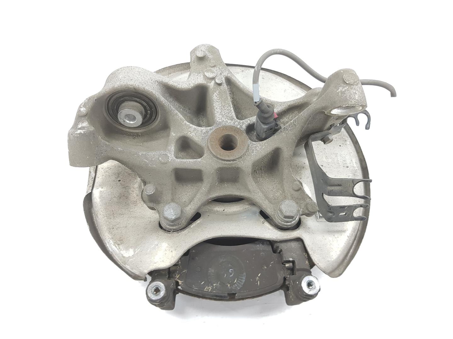 AUDI A4 B9/8W (2015-2024) Rear Left Wheel Hub 8W0505431S, 8W0505431T 19863614