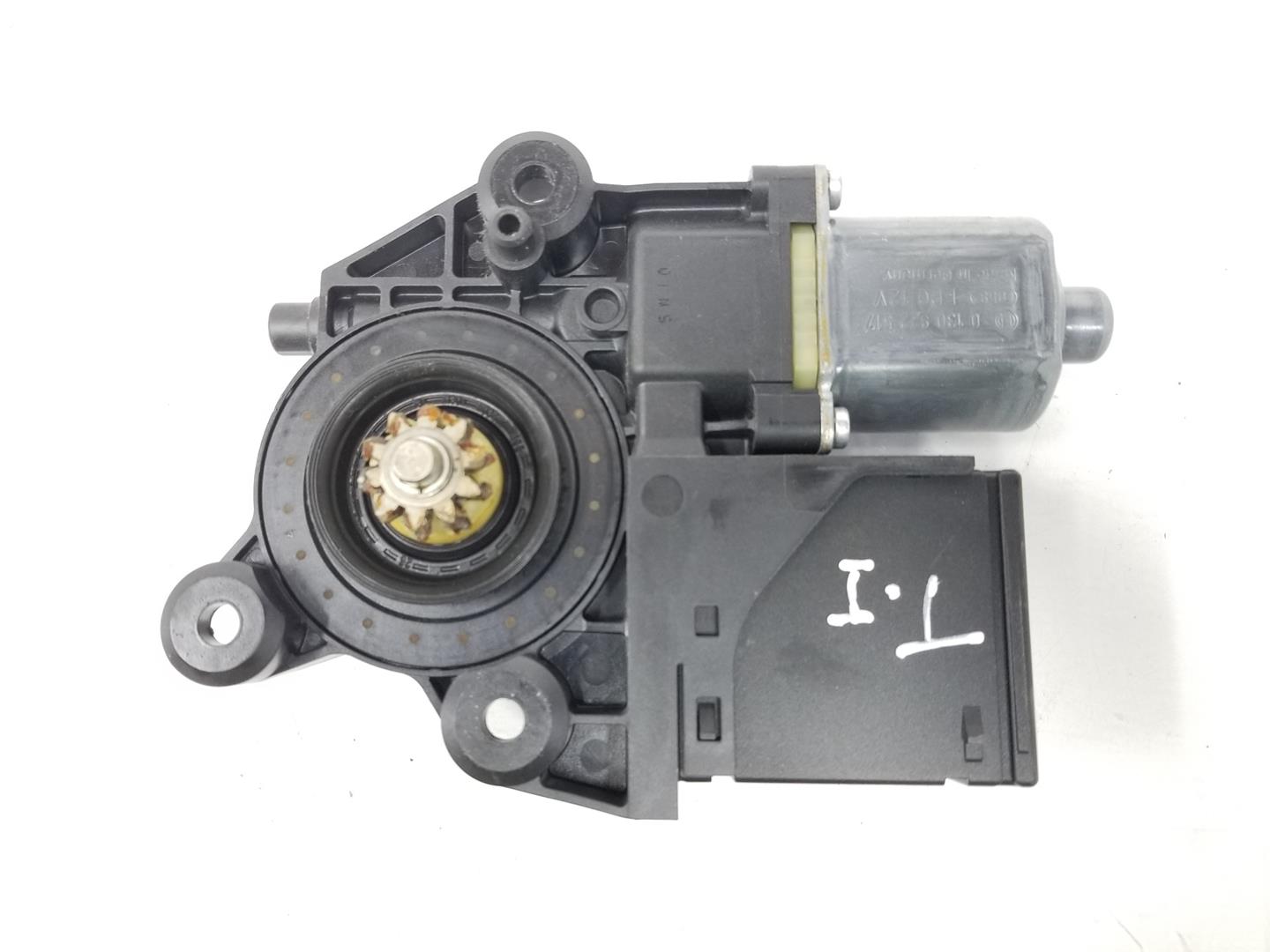 RENAULT Scenic 3 generation (2009-2015) Motor de control geam ușa  stânga spate 827310166R, 827310166R, SOLOMOTOR 19608808