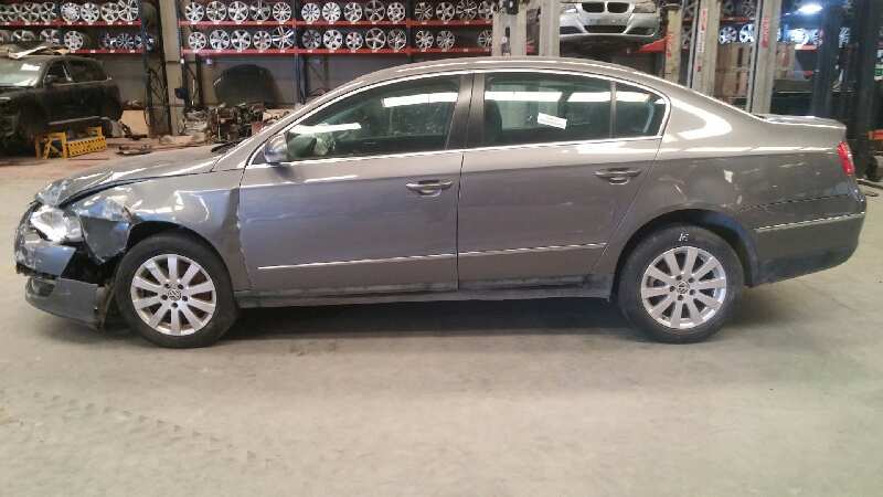 VOLKSWAGEN Passat B6 (2005-2010) Bagasjelokk bak 3C5827025H,3C5827025H,GRIS 19556925