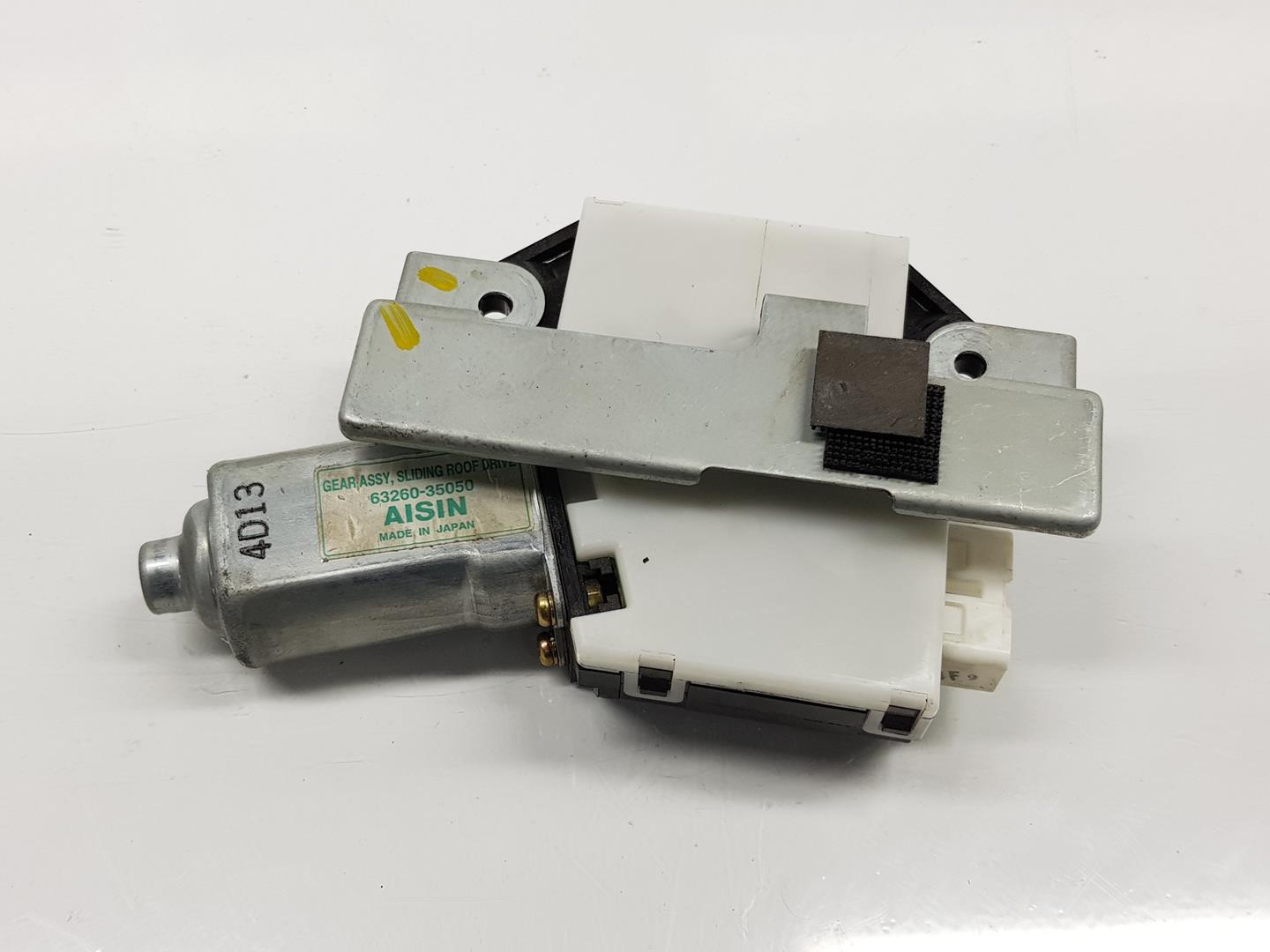 Motor techo eléctrico 1KDFTV 6326035050 de Toyota Land cruiser 2002-2009 163 CV con 227600 km