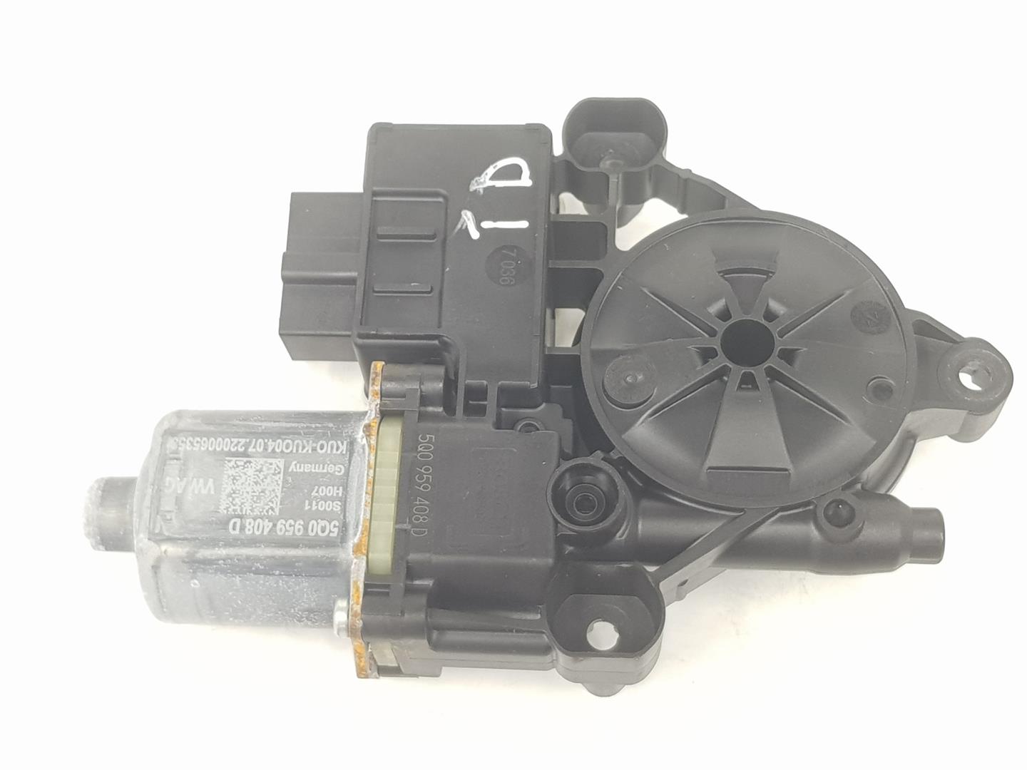 SEAT Arona 1 generation (2017-2024) Rear Right Door Window Control Motor 5Q0959408D, 5Q0959408D 24884583