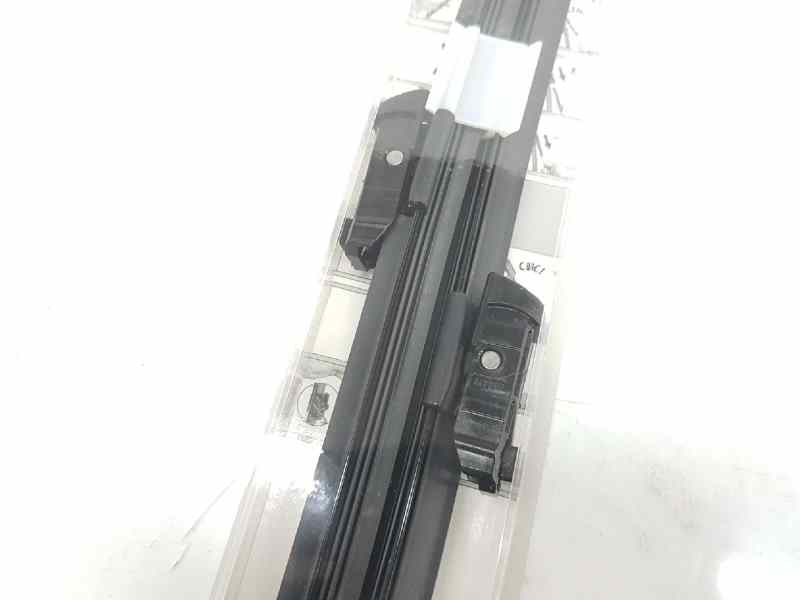 AUDI A6 C6/4F (2004-2011) Front Wiper Arms 568259 19696090