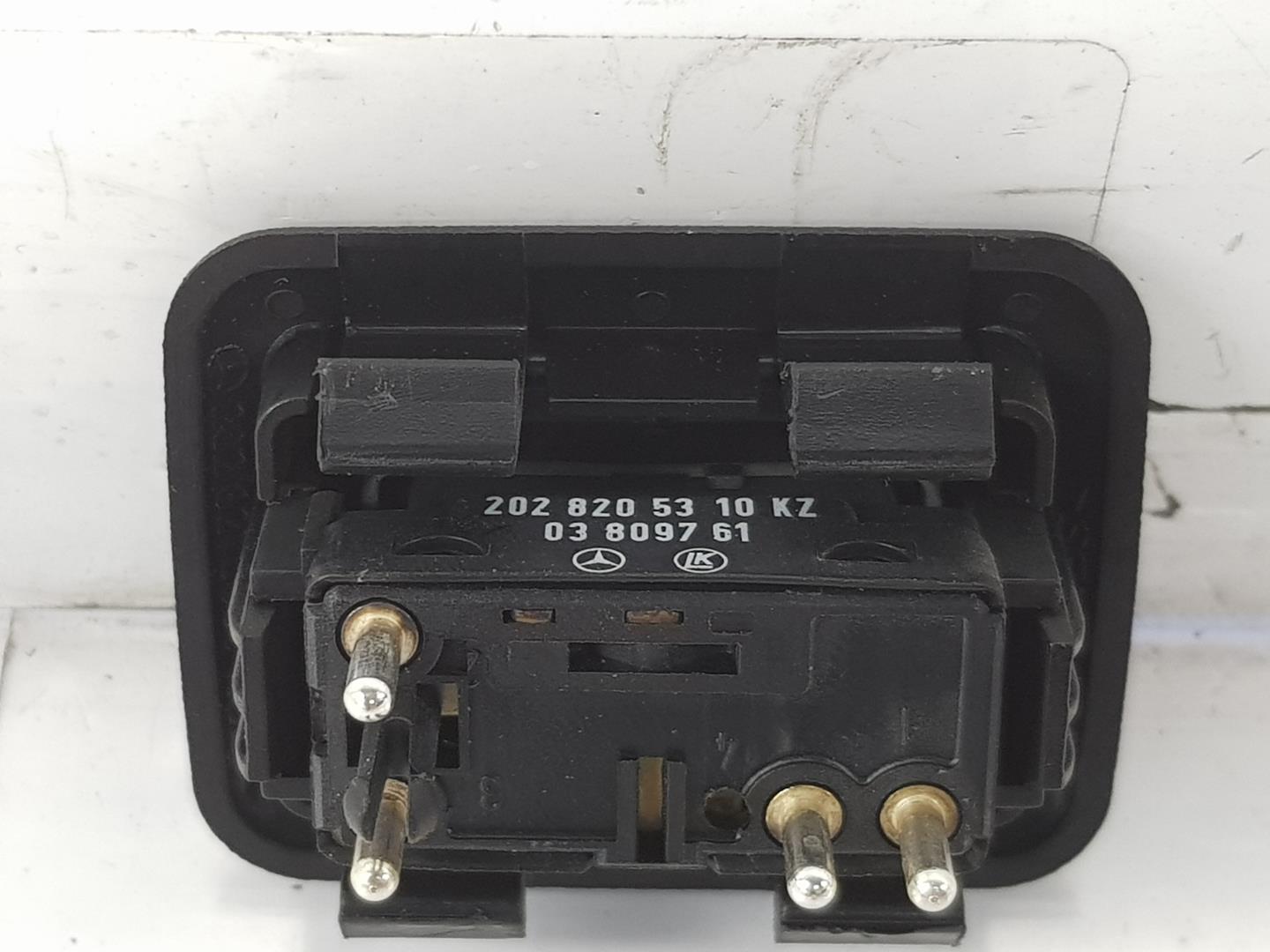 MERCEDES-BENZ C-Class W202/S202 (1993-2001) Rear Right Door Window Control Switch A2028205310, 2028205310 19896720