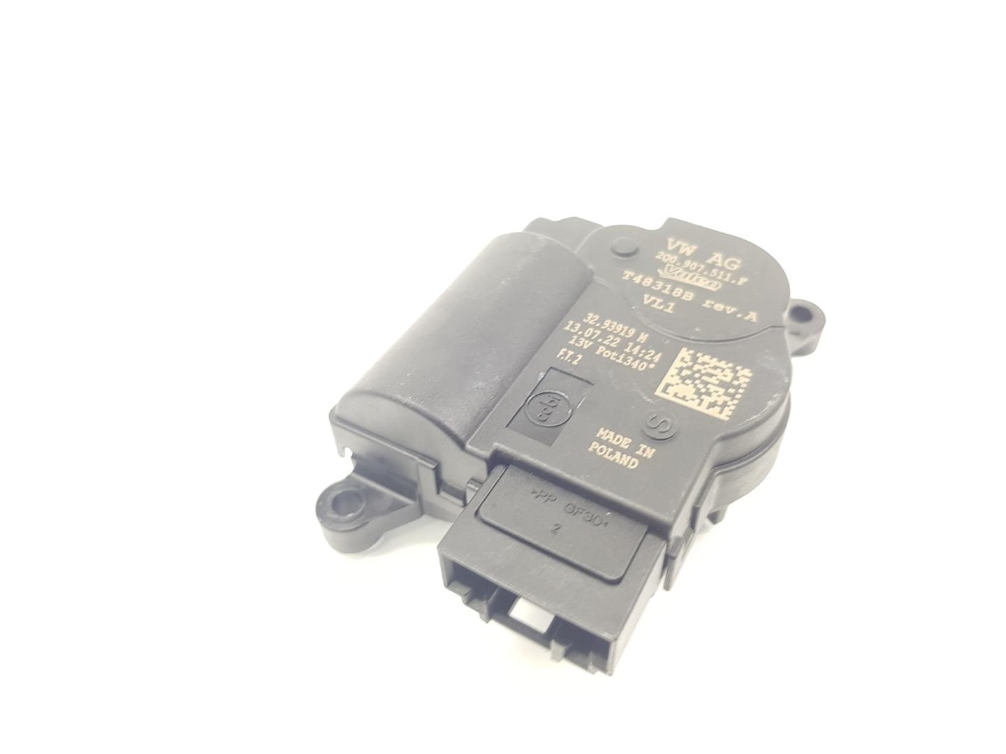 SEAT Alhambra 2 generation (2010-2021) Air Conditioner Air Flow Valve Motor 2Q0907511F, 2Q0907511F 24237632