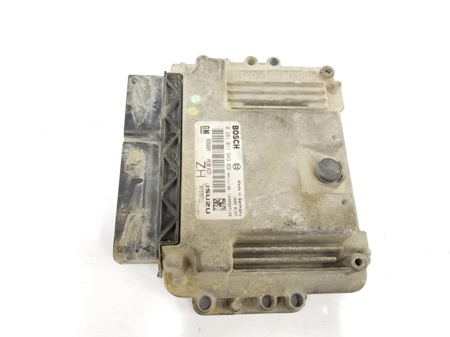 OPEL Astra J (2009-2020) Engine Control Unit ECU 55556829, 0281011943 19930974