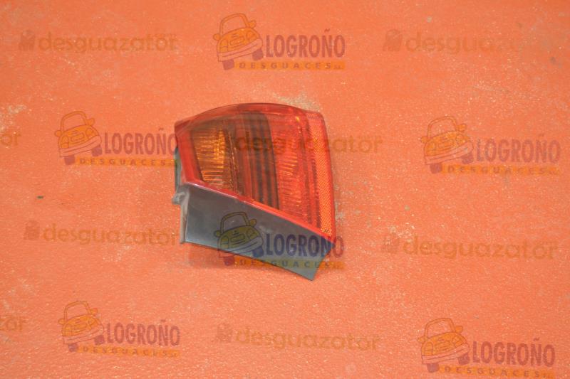 Piloto trasero derecho N53B30A 63216937458 de Bmw Serie 3 berlina 2004-2012 184 CV