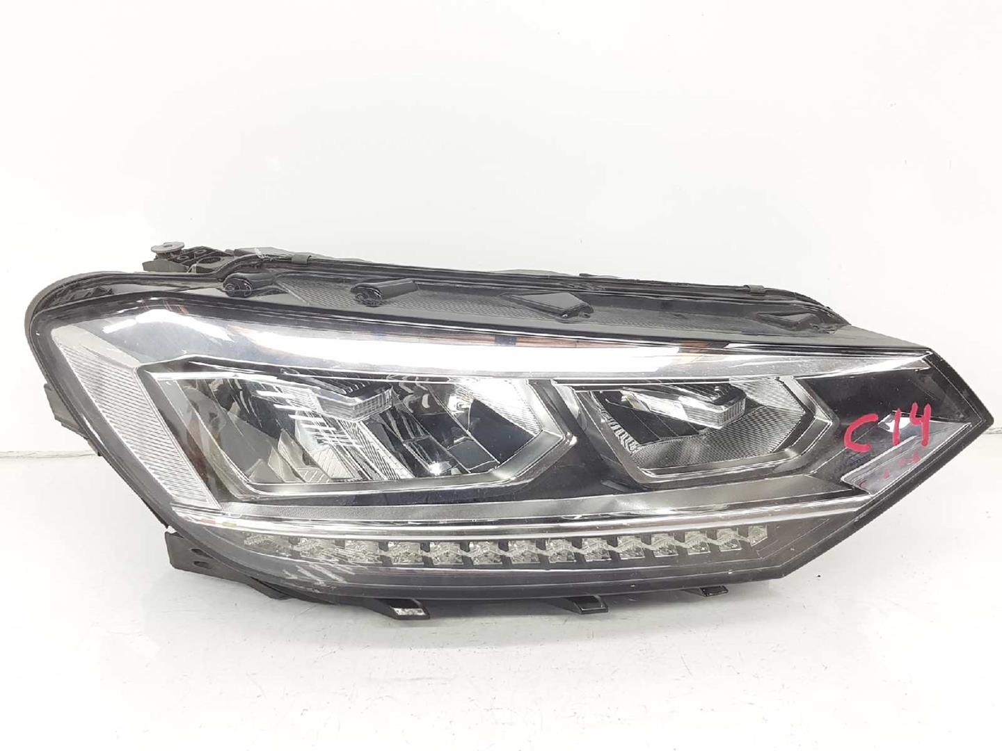 VOLKSWAGEN Touran 1 generation (2003-2015) Правий передній фар 5TB941036B,LED 27192564