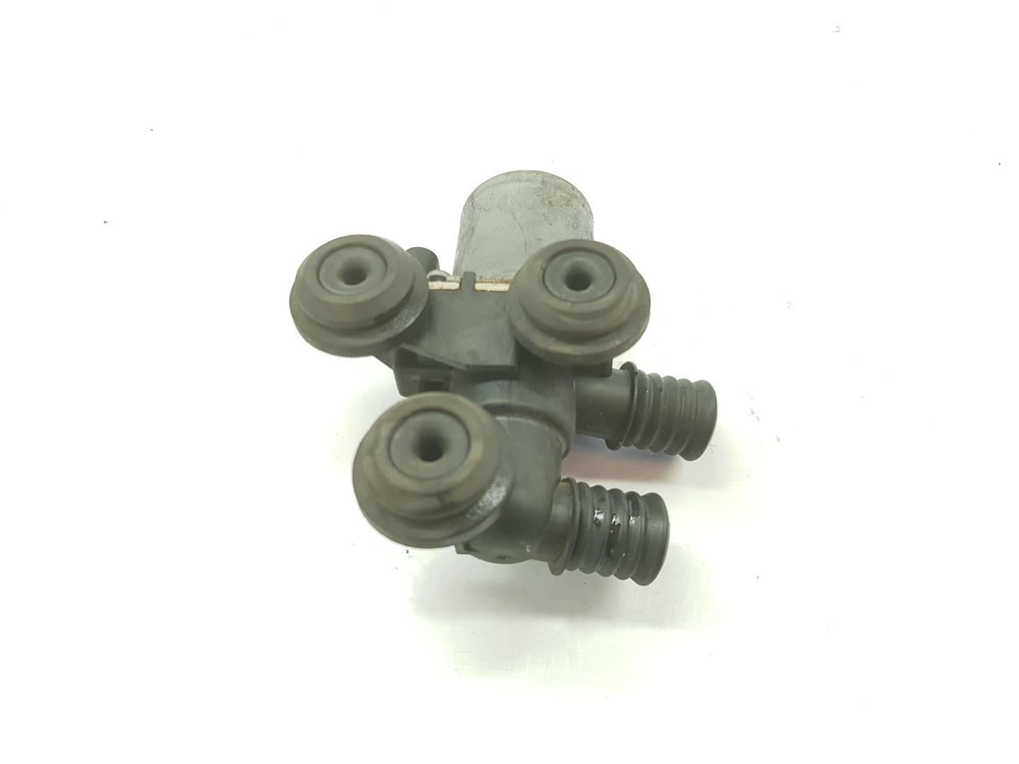 MERCEDES-BENZ 3 Series E46 (1997-2006) Water Pump 64118369805,8369805 21074246