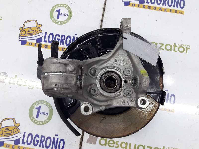 VOLKSWAGEN Passat B6 (2005-2010) Главина на предно дясно колело 3C0407254F 19596835