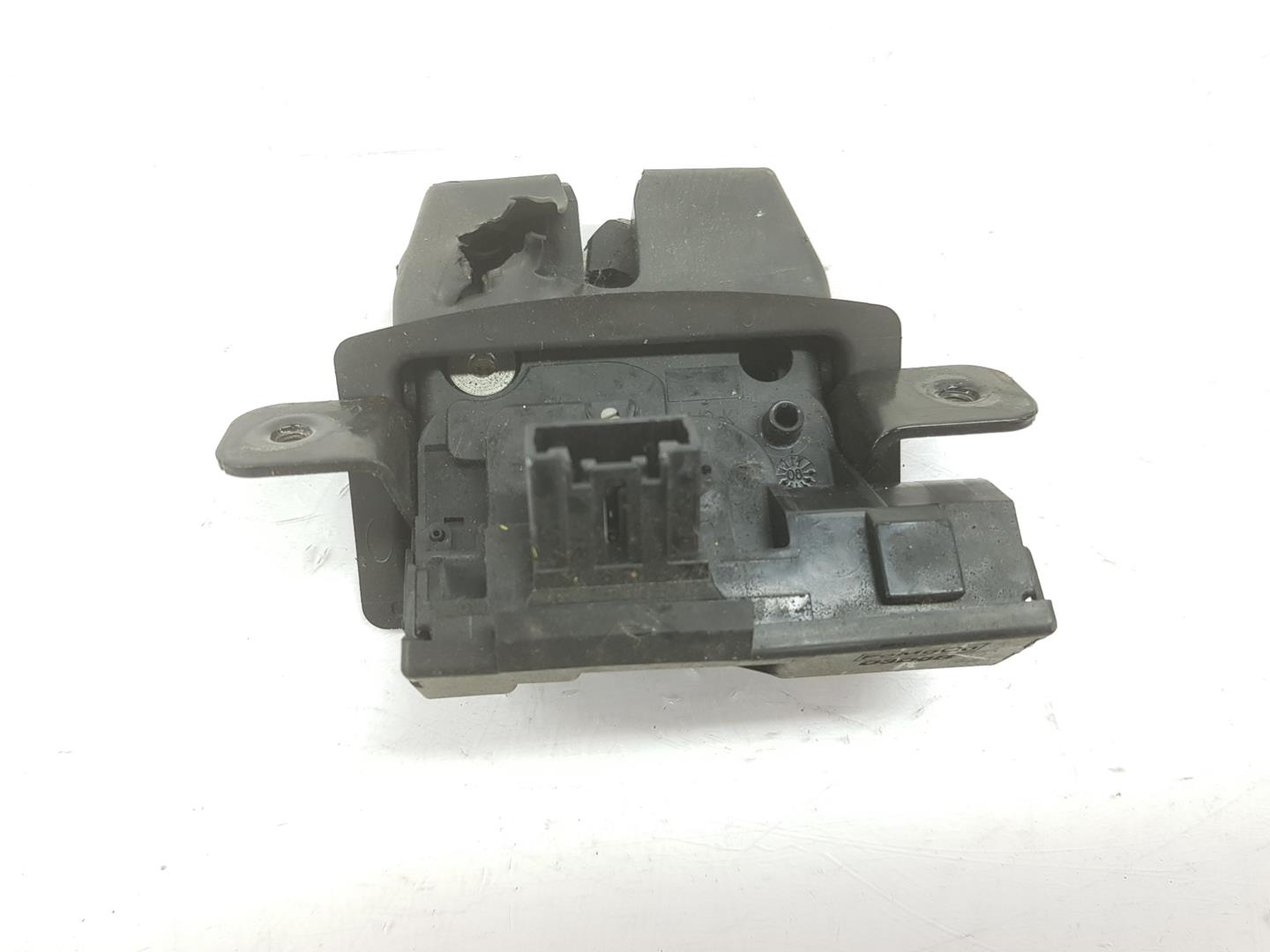 FORD Fiesta 5 generation (2001-2010) Замок багажника 1761865,8A61A442A66BE 24196218