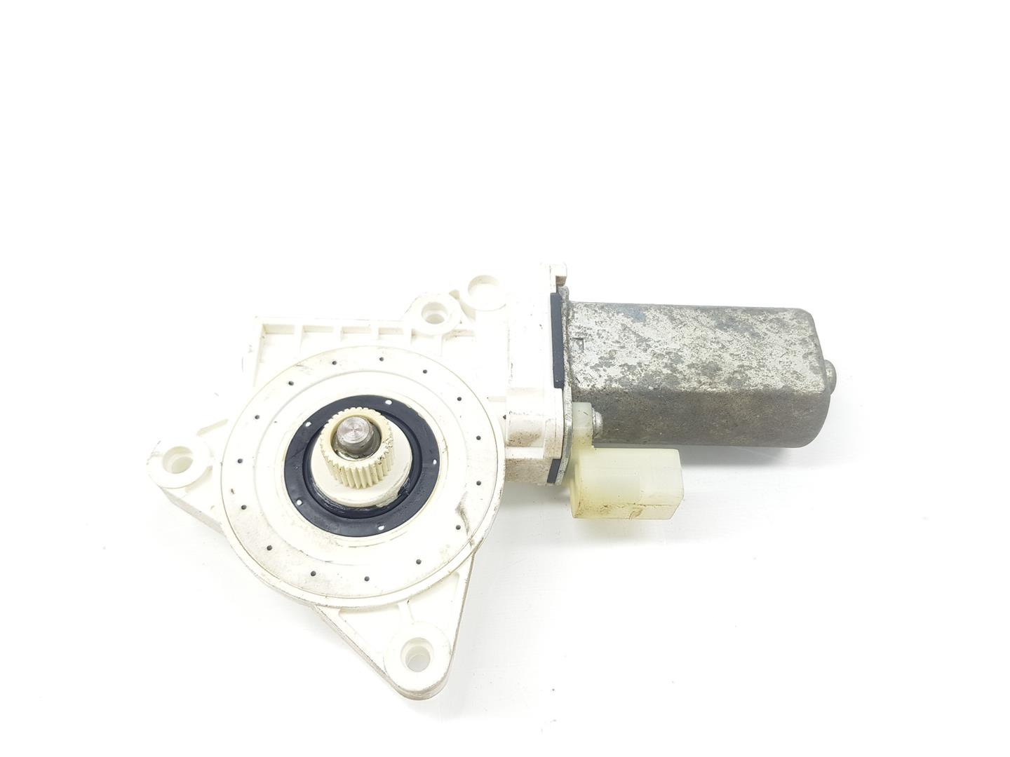 BMW 1 Series E81/E82/E87/E88 (2004-2013) Rear Right Door Window Control Motor 67626978848, 6978848 21584620