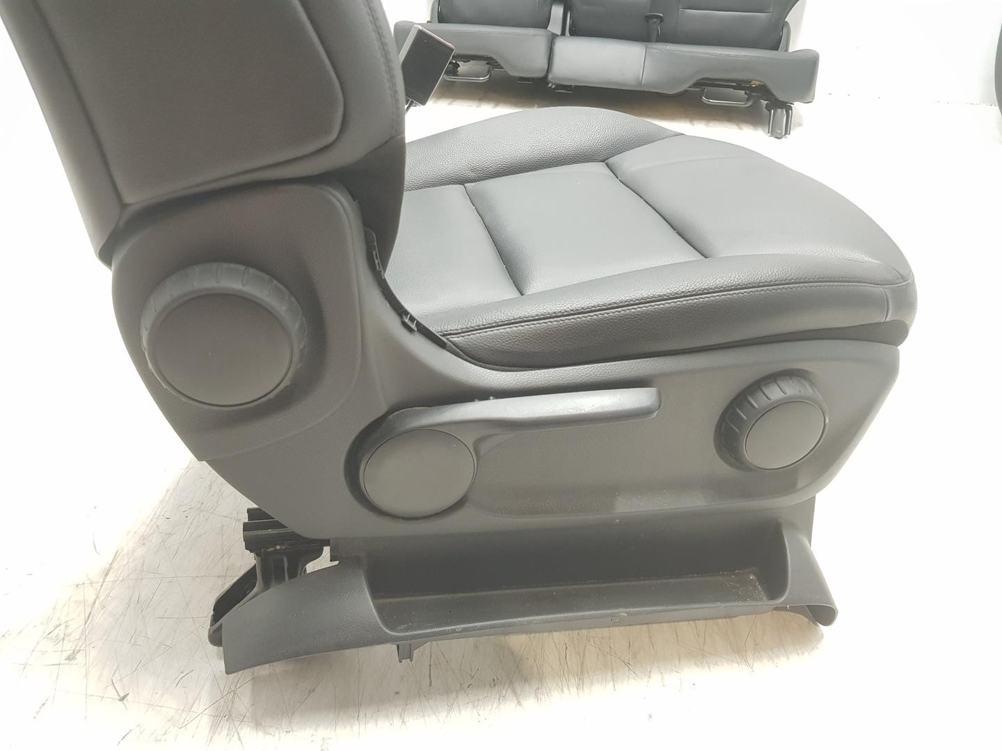 MERCEDES-BENZ B-Class W246 (2011-2020) Seats JUEGOASIENTOSENCUERO,ASIENTOSENCUERONEGRO,MANUALESYCONPANELES 19937698