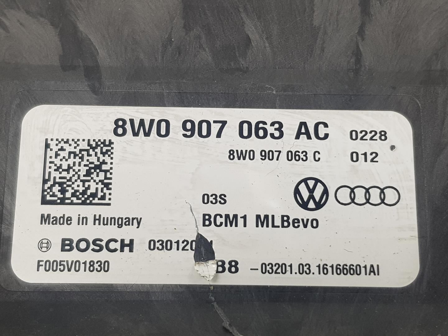 AUDI A4 B9/8W (2015-2024) Andra styrenheter 8W0907063AC, 8W0907063AC 22525329