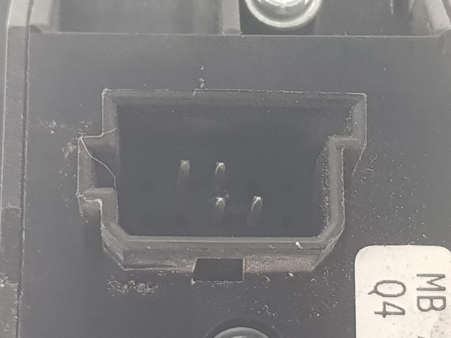 MERCEDES-BENZ Viano W639 (2003-2015) Кнопка стеклоподъемника передней правой двери A6395450613, A6395450613 24235770