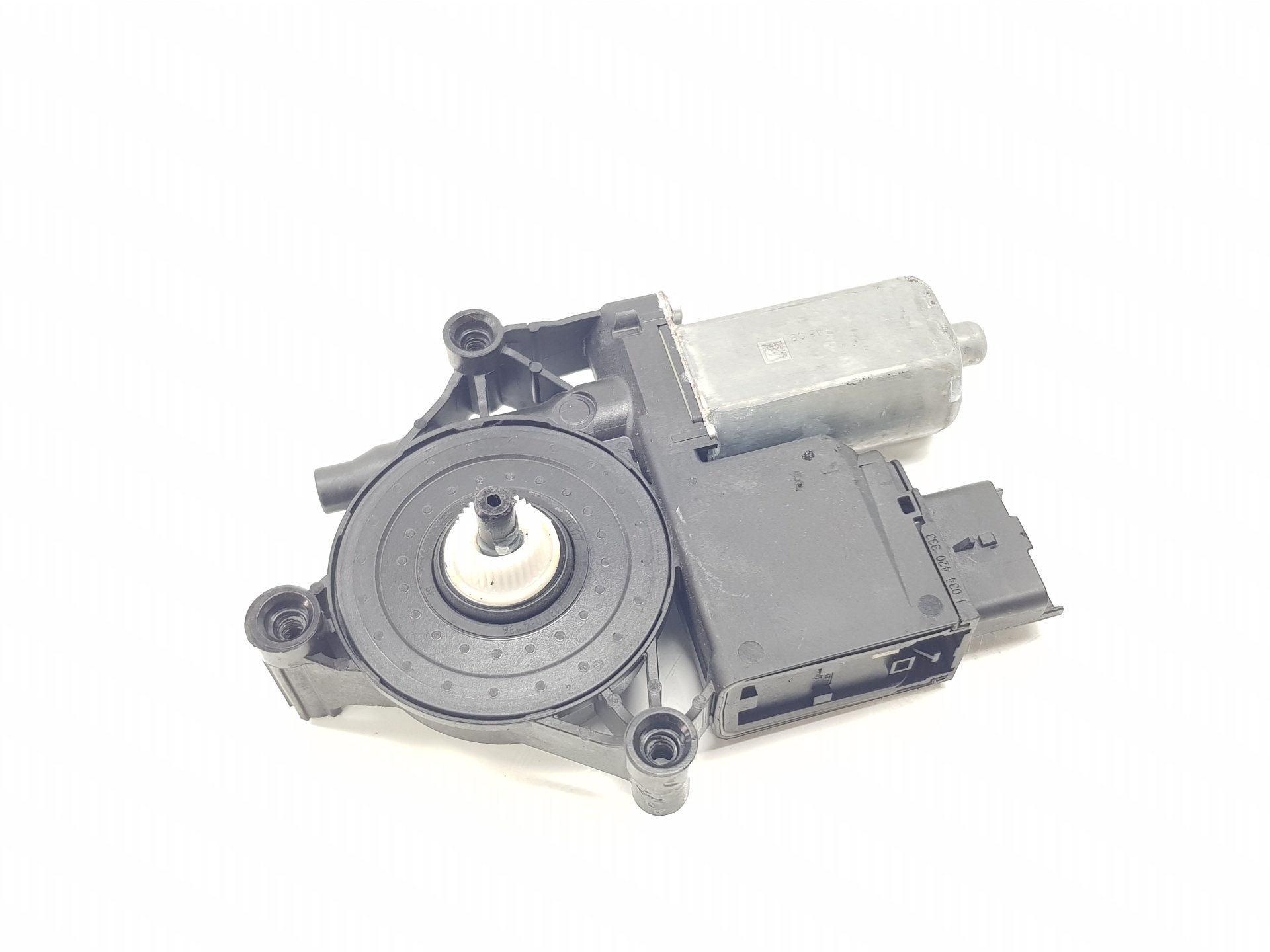 Motorino alzacristalli anteriore sinistro 9829482380 de Peugeot 3008 suv (mc_, mr_, mj_, m4_) 2016-0 - pieza usada