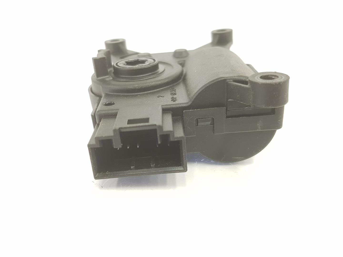 VOLKSWAGEN Tiguan 1 generation (2007-2017) Air Conditioner Air Flow Valve Motor 2Q0907511F, 2Q0907511F 24181403