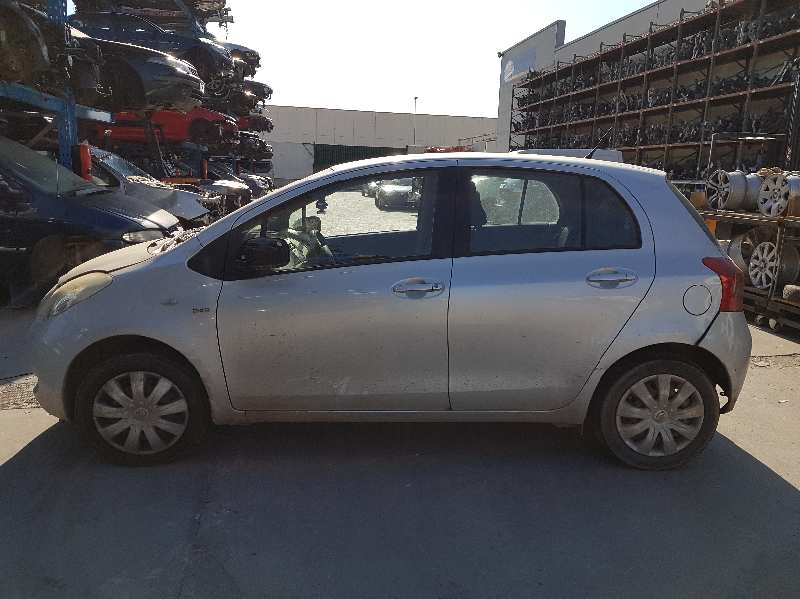 TOYOTA Yaris 2 generation (2005-2012) Galinio dangčio (bagažinės) kairės pusės amortizatorius 689500D022,0131000390N,68950-0D022 19659719