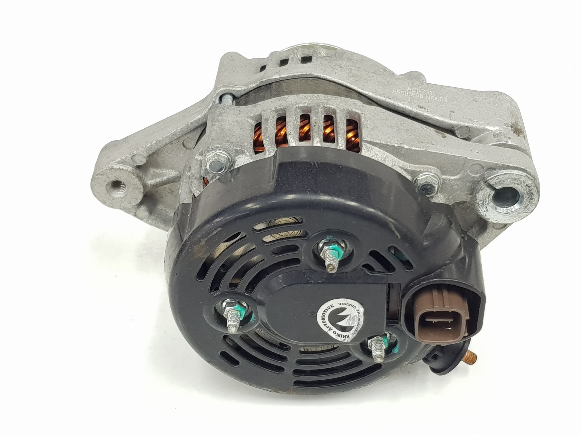 Alternador 2706030050 de Toyota Land cruiser j12 2004-2009 - pieza usada