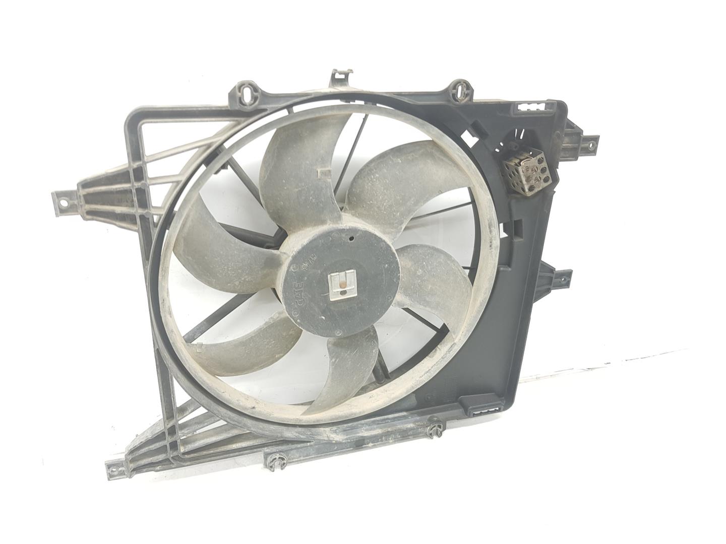 RENAULT Kangoo 1 generation (1998-2009) Difuzorový ventilátor 8200103801, 8200103801 19928777