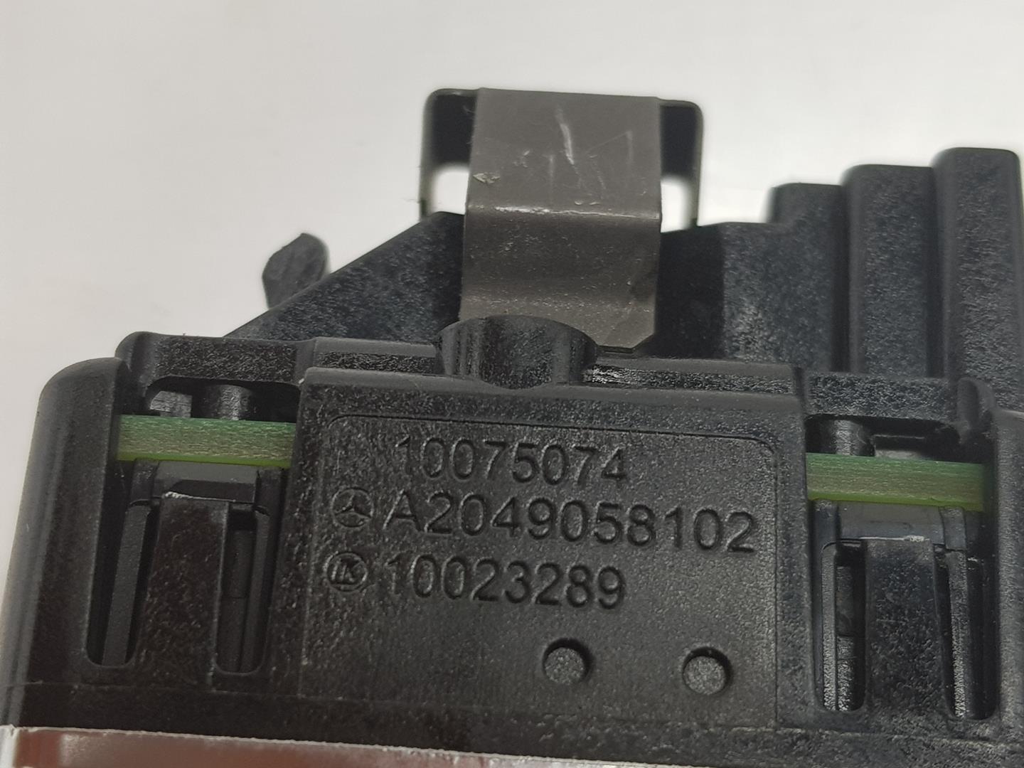 MERCEDES-BENZ C-Class W204/S204/C204 (2004-2015) Front Right Door Window Switch A2049058102, A2049058102, 1141CB2222DL 24156376