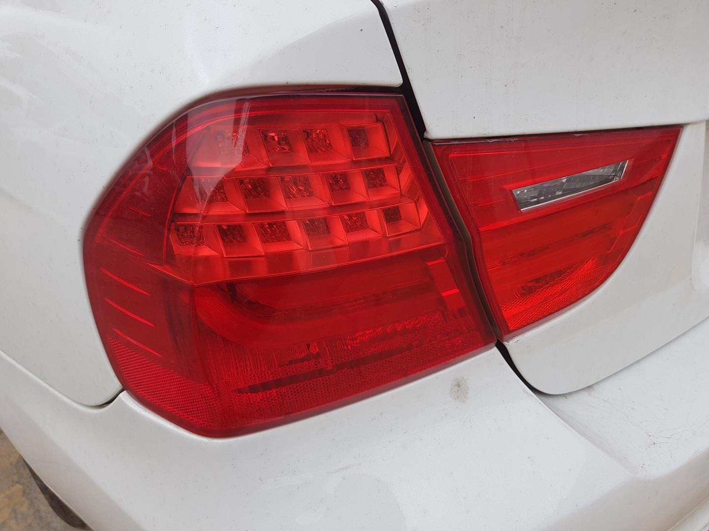 BMW 3 Series E90/E91/E92/E93 (2004-2013) Priekinių kairių durų stiklo pakelėjas 7140587, 51337140587 19894284