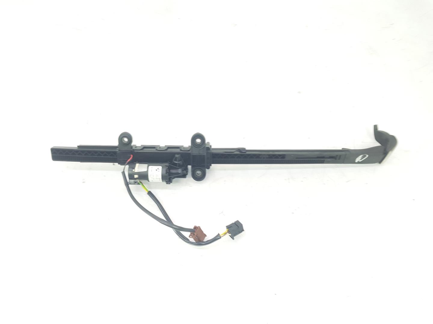 BMW 3 Series E90/E91/E92/E93 (2004-2013) Front Right Seatbelt 72119165378, 72117330780 19815000