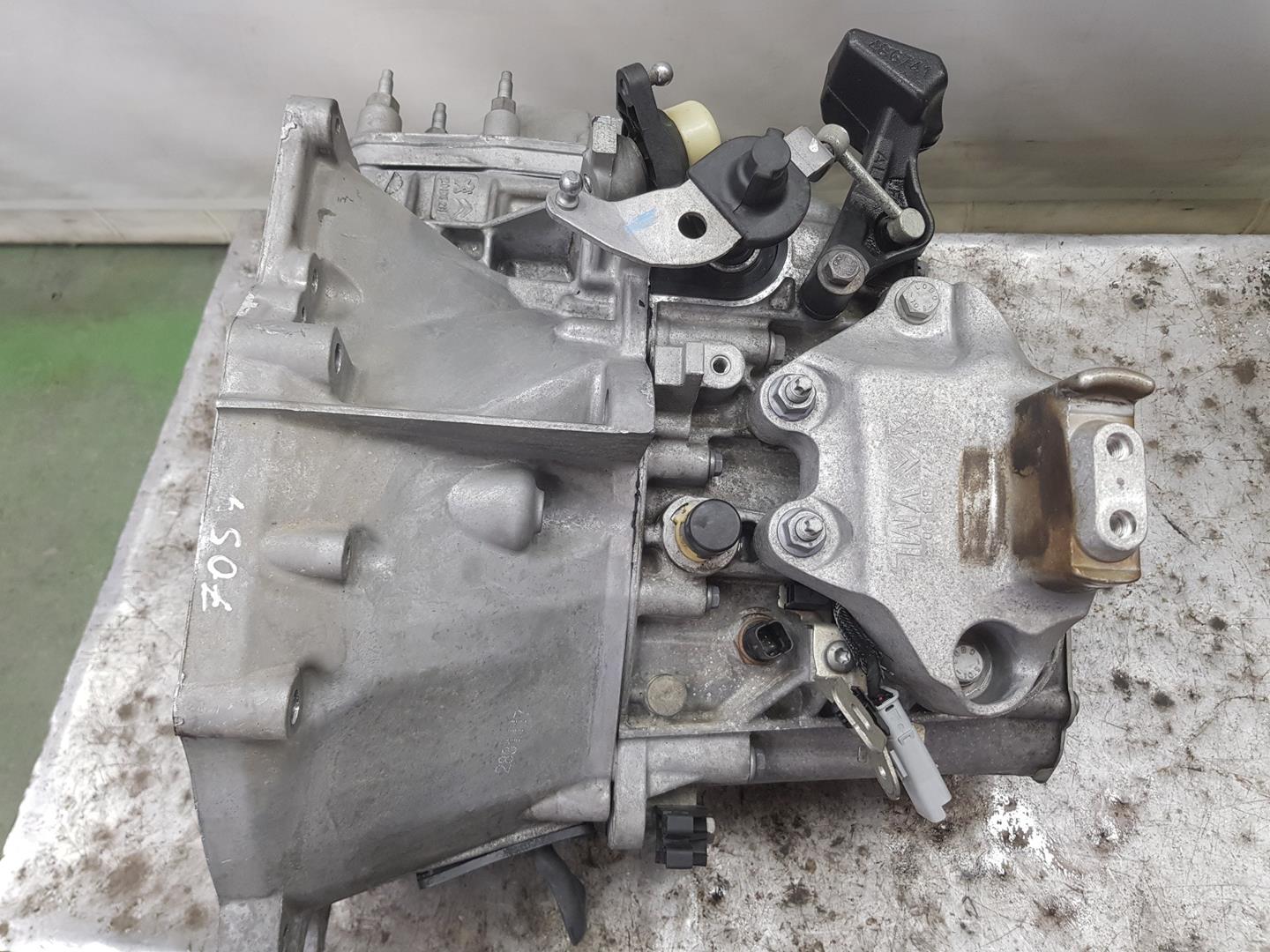 CITROËN C4 Picasso 2 generation (2013-2018) Gearbox 20MB32,9802485680 24816313