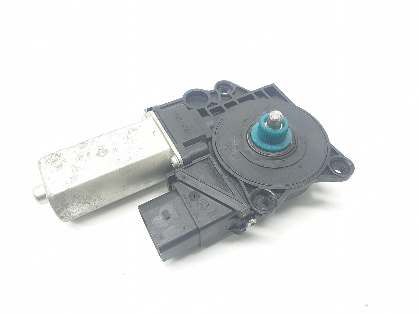 BMW 3 Series E90/E91/E92/E93 (2004-2013) Rear Right Door Window Control Motor 3K4434B,67626927026 24248571