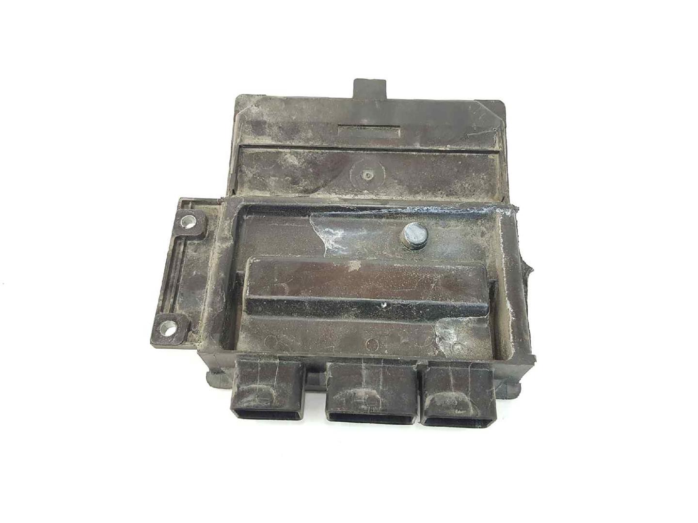 RENAULT Megane 3 generation (2008-2020) Motora vadības bloks 8200334419,2222DL 19680496