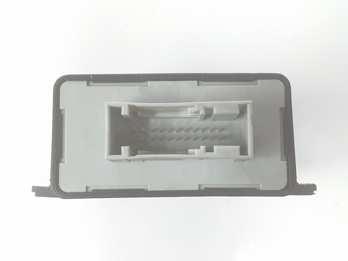 AUDI A4 B6/8E (2000-2005) Citau veidu vadības bloki 8P0907357F, 8P0907357F 19890345