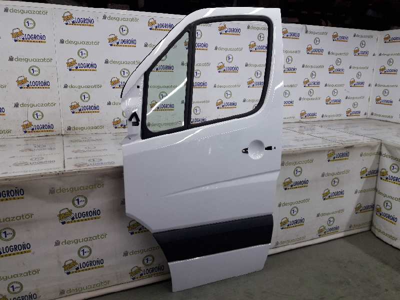 MERCEDES-BENZ Sprinter 2 generation (906) (2006-2018) Front Left Door A9067200005, A9067200005, BLANCA 24548141