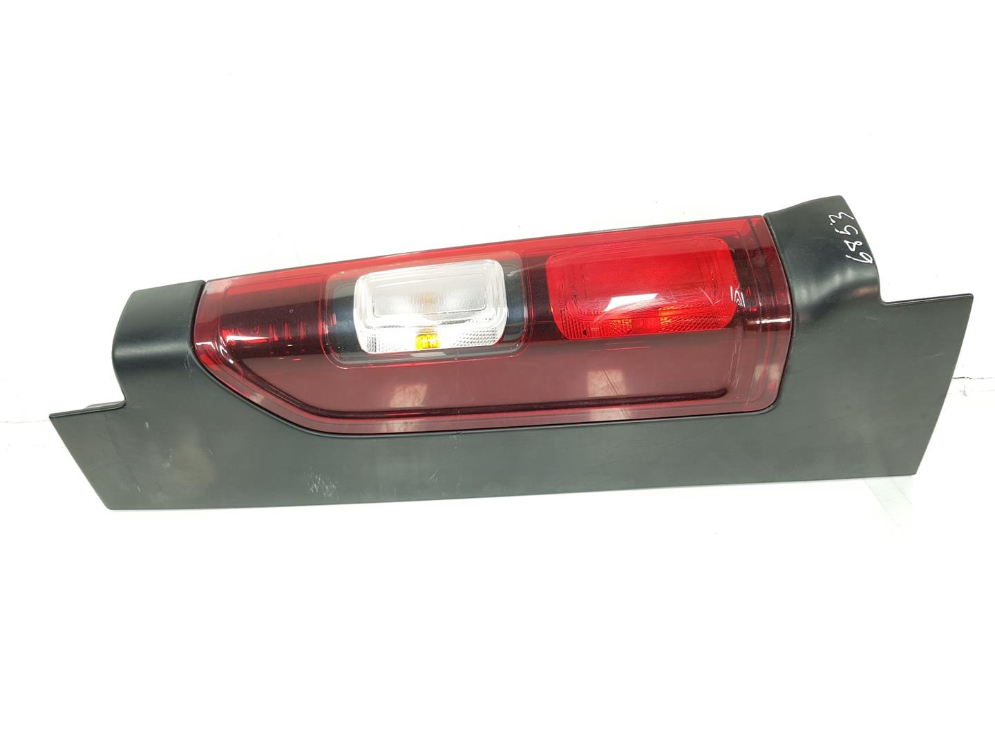 RENAULT Trafic 2 generation (2001-2015) Rear Left Taillight 265556737R, 265556737R 24238869