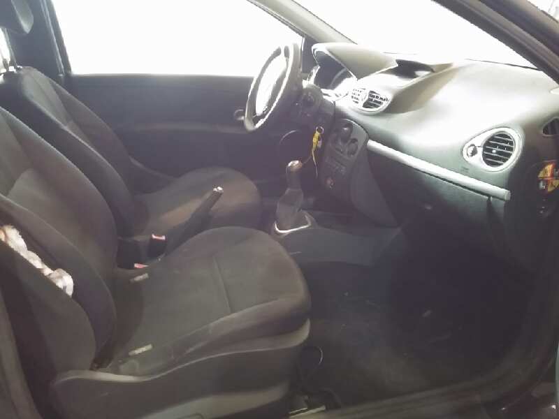 RENAULT Clio 3 generation (2005-2012) Axul butuc roți stânga față 8200345944, 8200345944 19758657