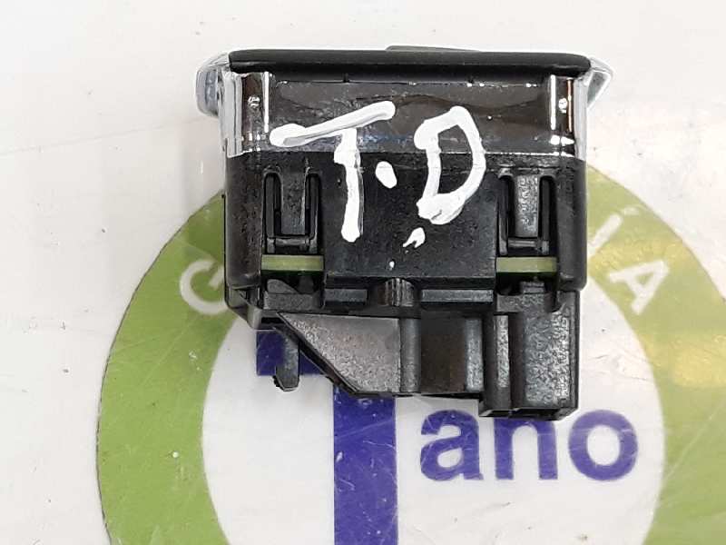 MERCEDES-BENZ C-Class W204/S204/C204 (2004-2015) Rear Right Door Window Control Switch A2048707358,20490582029107,03139101 19632839