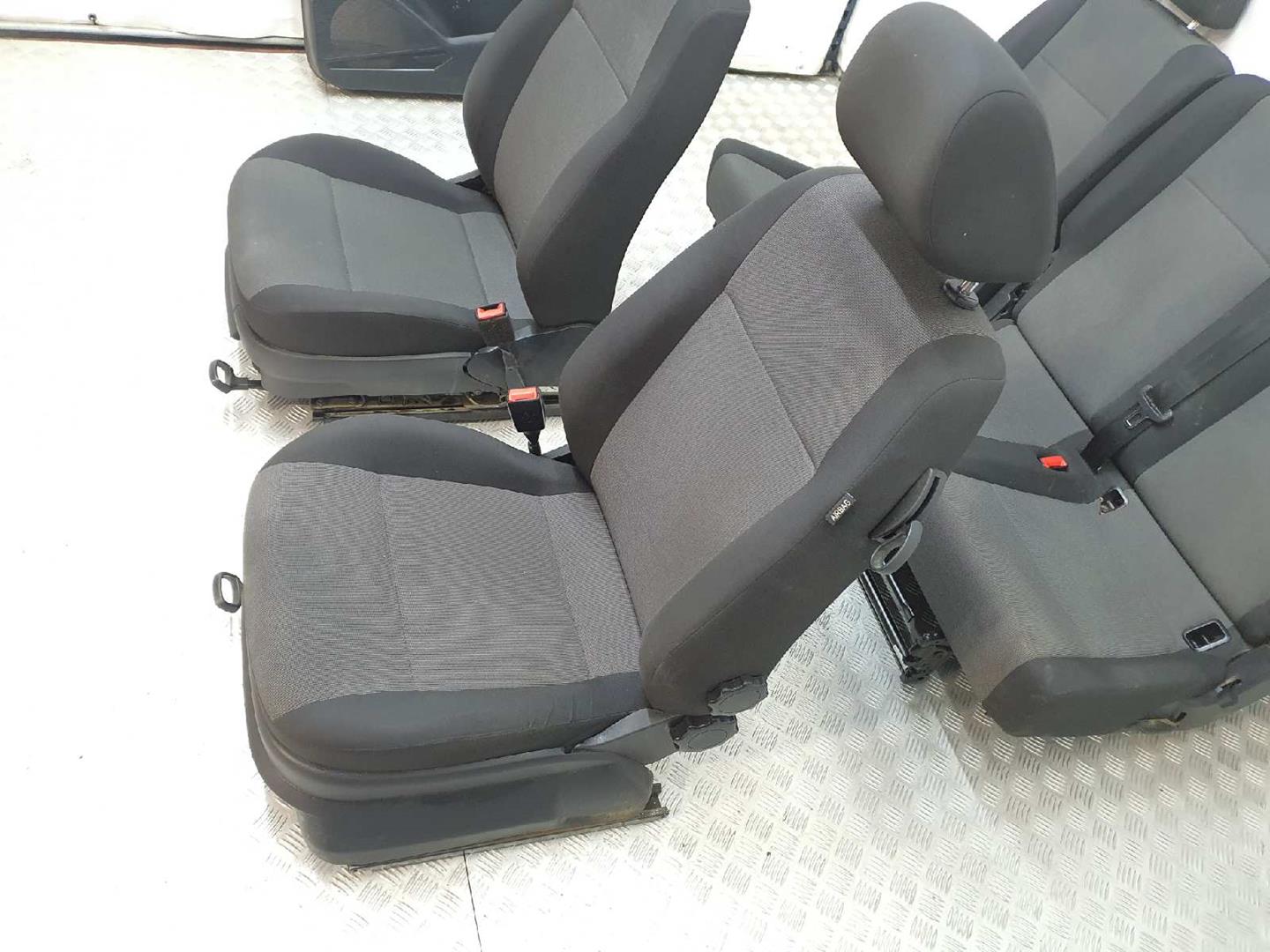 VOLKSWAGEN Caddy 4 generation (2015-2020) Sėdynės TELANEGRA 23104091