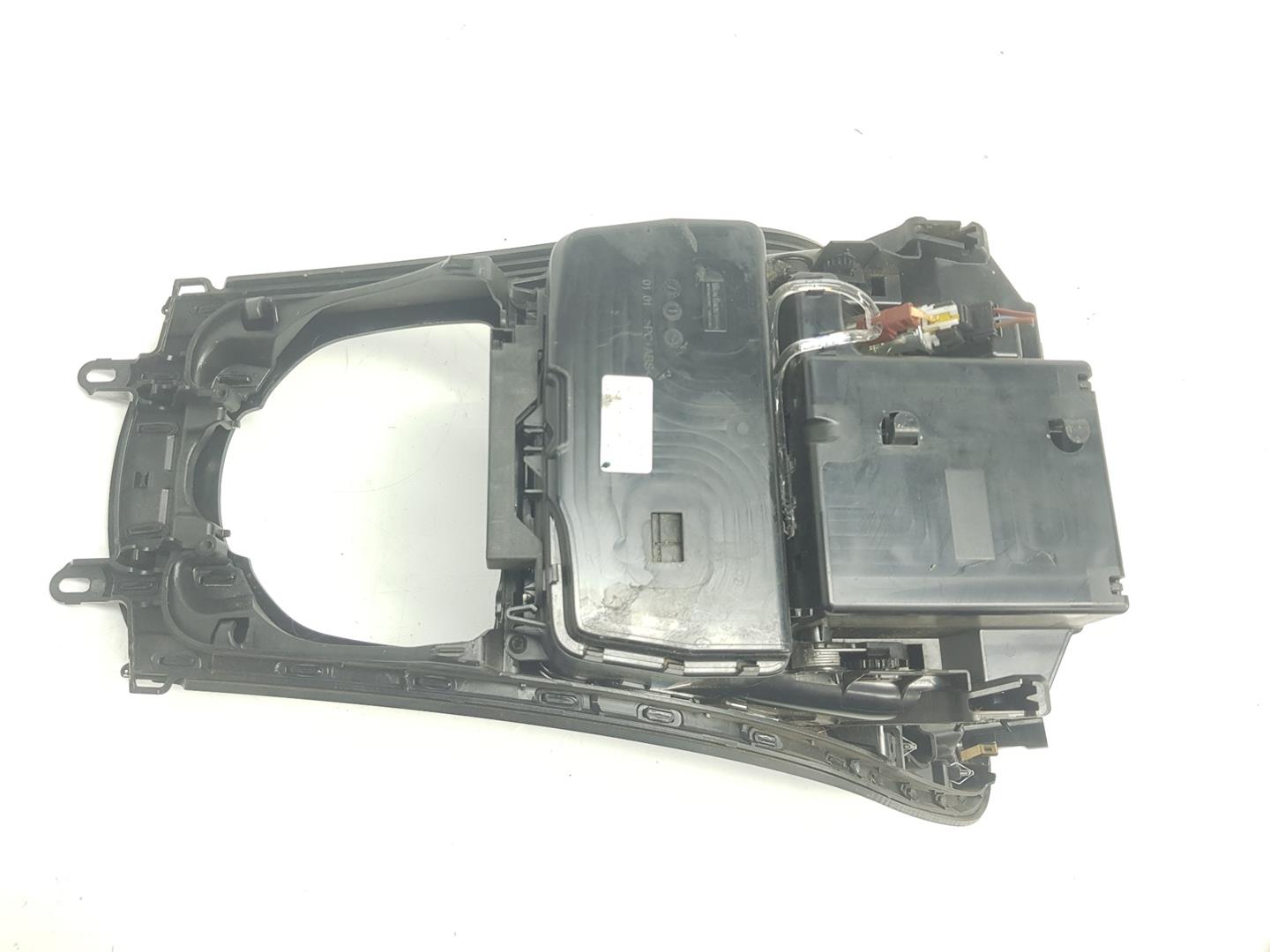 MERCEDES-BENZ C-Class W205/S205/C205 (2014-2023) Другие внутренние детали A2056803905, A2056800310 19827690