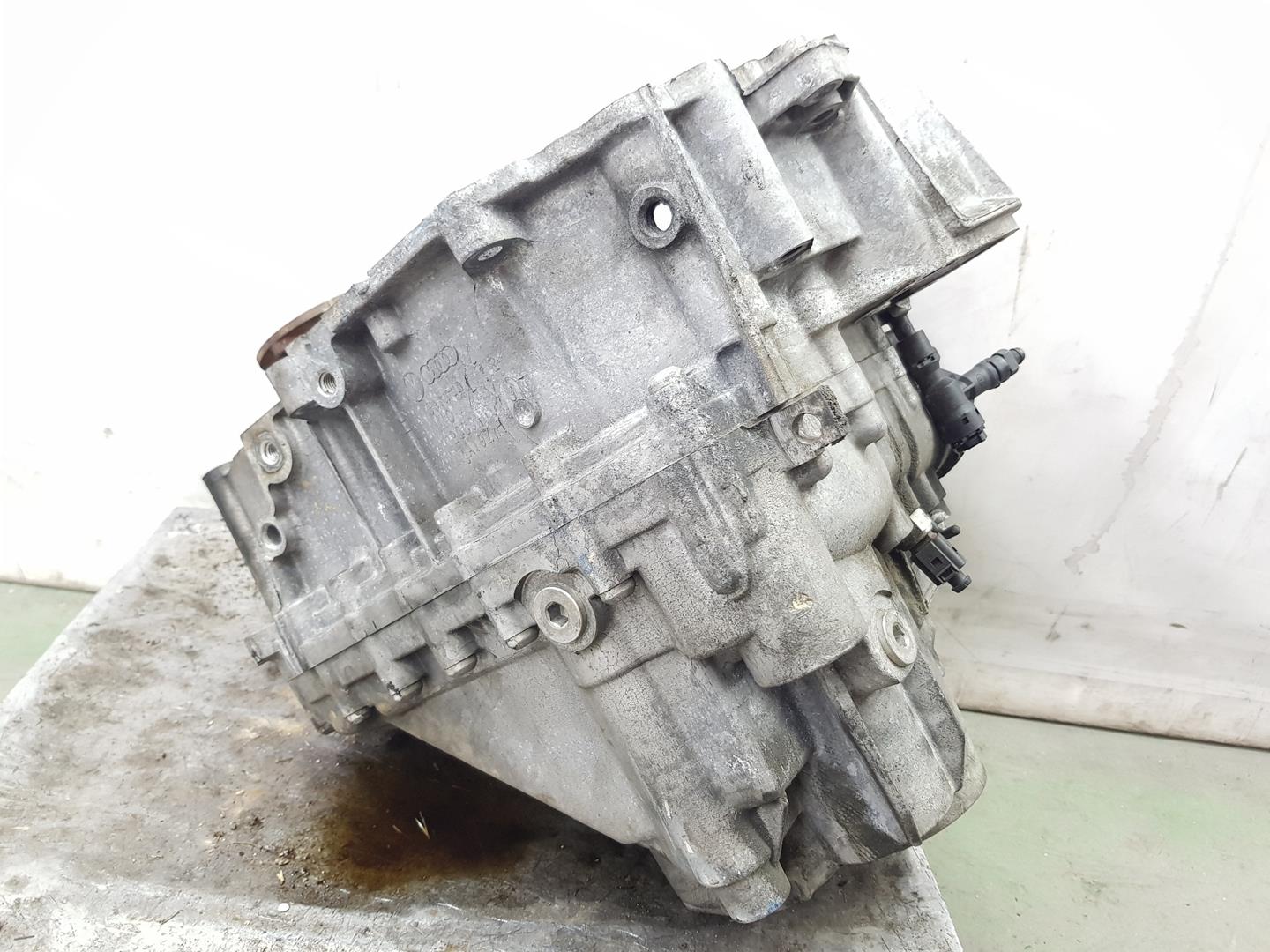 VOLKSWAGEN Scirocco 3 generation (2008-2020) Gearbox KRM,02Q300048J,02Q300045TX 19885917