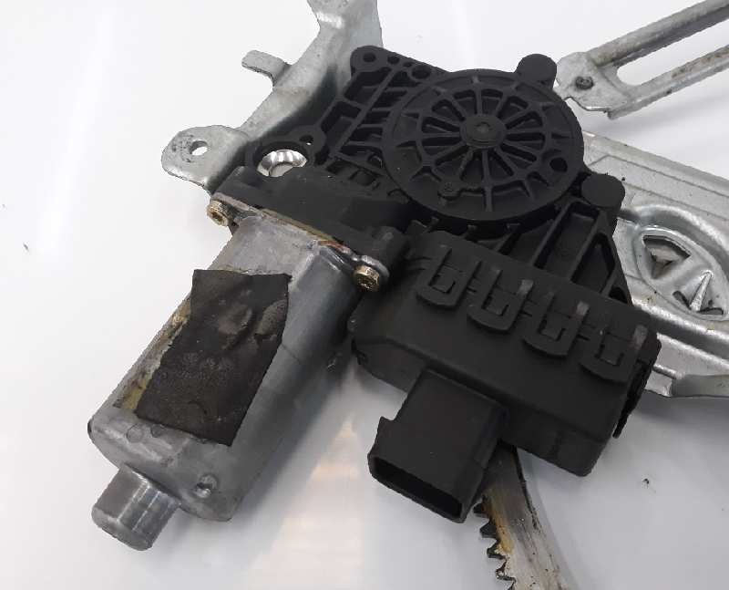 OPEL Corsa B (1993-2000) Front Right Door Window Regulator 90579572,101250200 19673569