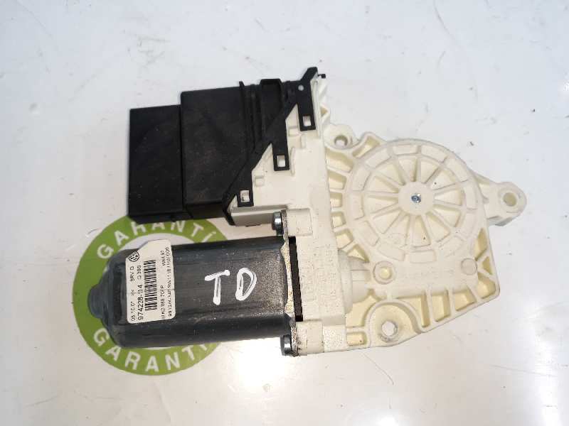 VOLKSWAGEN Passat B6 (2005-2010) Rear Right Door Window Control Motor 1K0959704P, 974228114981244340, 3C0959704C 19664627