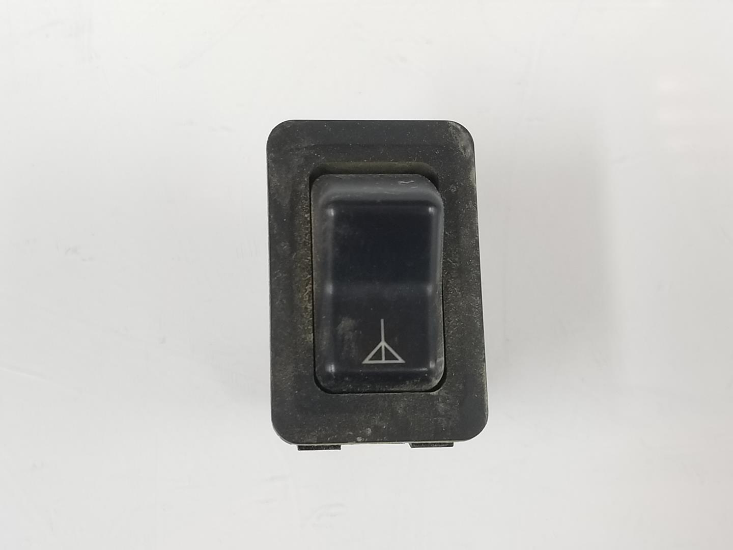 MITSUBISHI Pajero 2 generation (1991-1999) Переключатель кнопок MR168586, MR168586, ANTENA 24156190