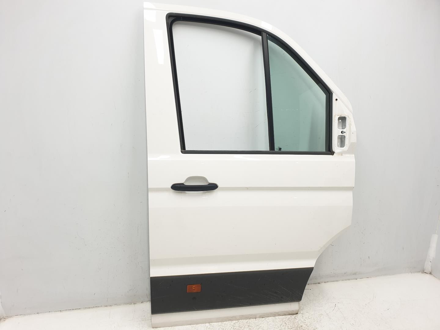 VOLKSWAGEN Crafter 2 generation (2017-2024) Ușa față dreapta 7C0831056G,7C0831056G,COLORBLANCOB9A 25355081