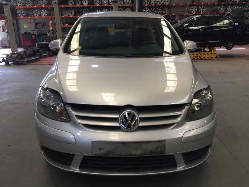 VOLKSWAGEN Golf Plus 2 generation (2009-2014) Aizmugurējo labo durvju ārējais rokturis 1K5837205, 1K5837205, GRIS 19873883