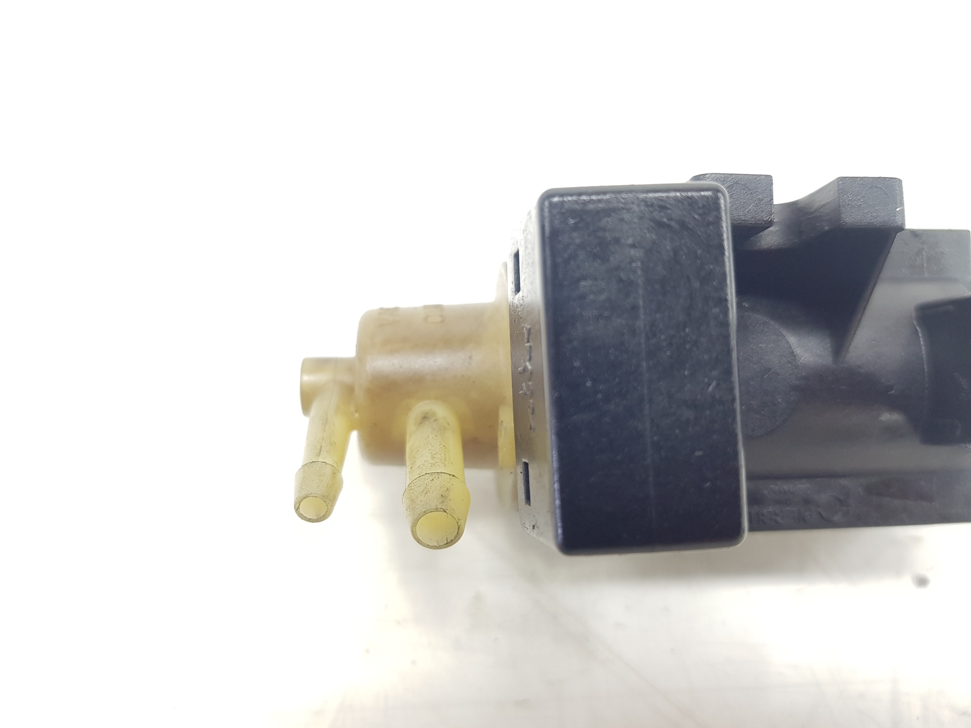 Sensor A17DTR 55566898 de Opel Astra j lim. 2009-2015 110 CV - pieza usada