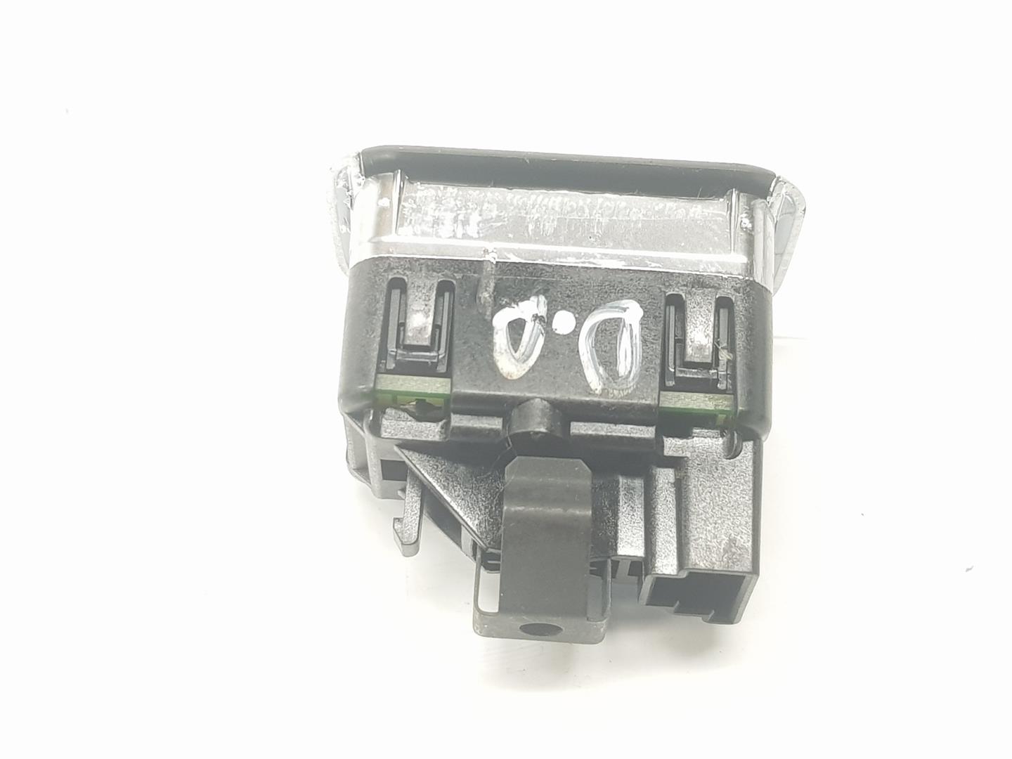 MERCEDES-BENZ B-Class W246 (2011-2020) Front Right Door Window Switch A2049058102,A2049058102 21012331